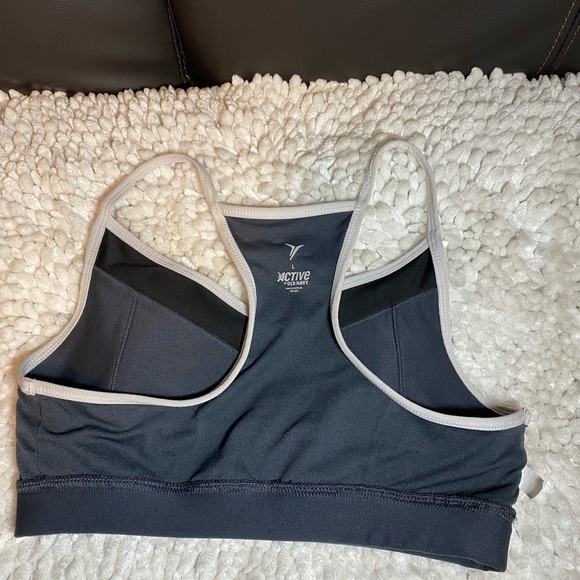 Bundle of two Old Navy Racerback sports bras Size Large - Picture 11 of 11